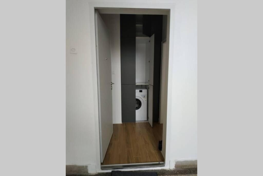Millennium Bridge Cozy Apartment Top Location Ποντγορίτσα Εξωτερικό φωτογραφία